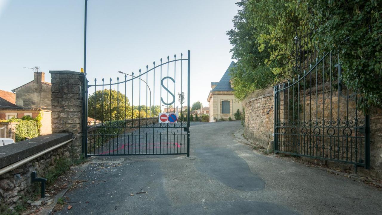 "Le Soleil Levant" Avec Balcon Et Parking Prive, 2 Adultes Et 1 Enfant Sarlat-la-Canéda Exterior foto