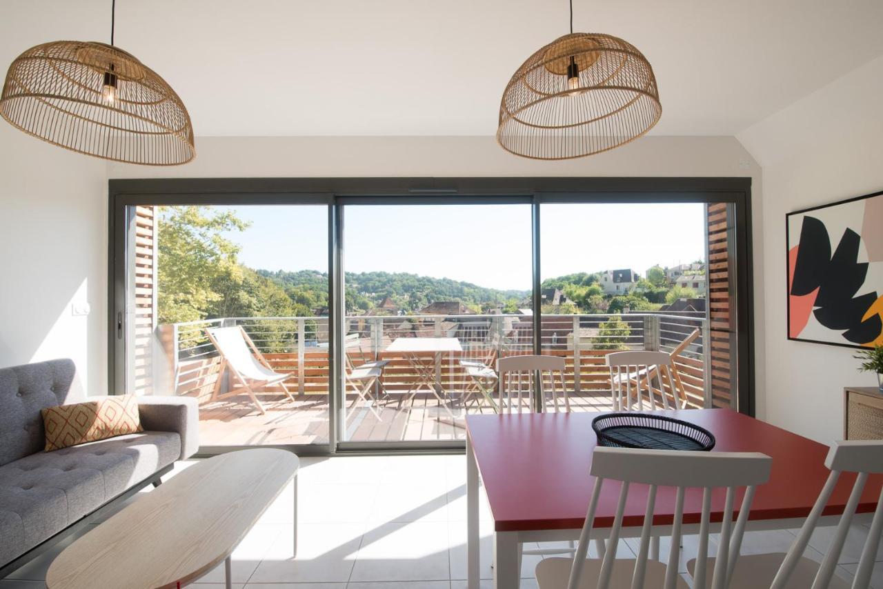 "Le Soleil Levant" Avec Balcon Et Parking Prive, 2 Adultes Et 1 Enfant Sarlat-la-Canéda Exterior foto
