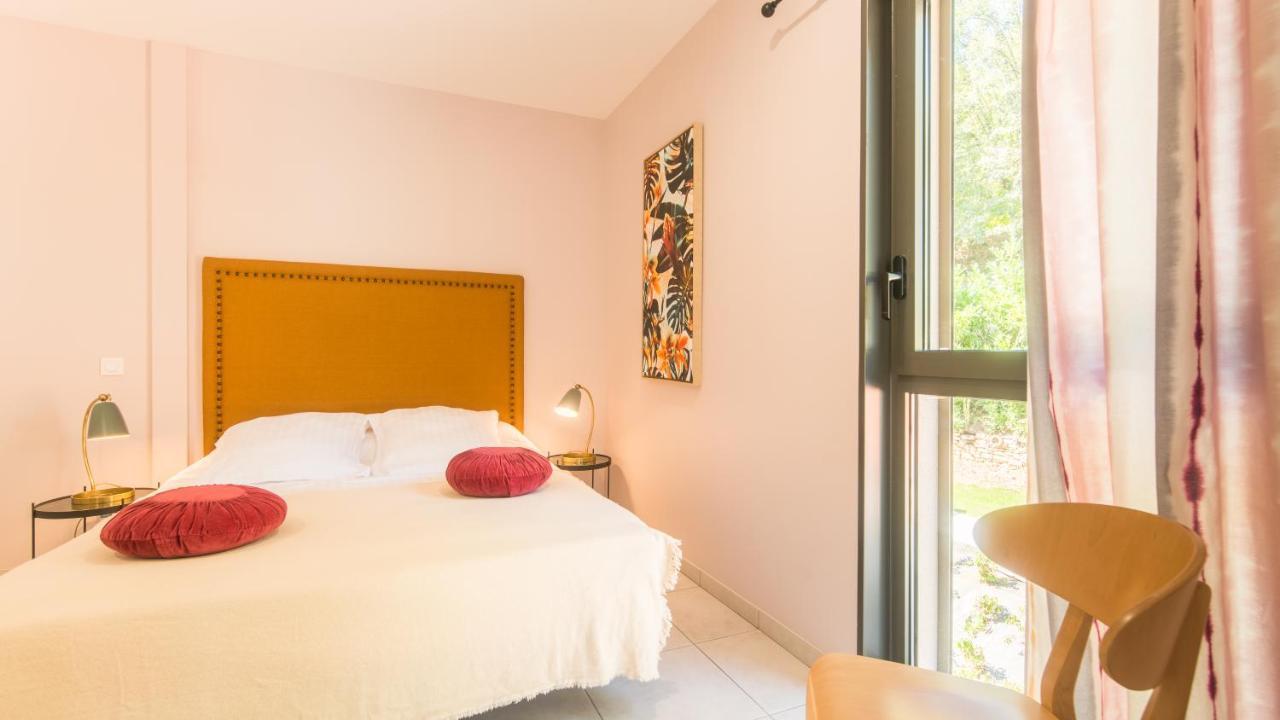 "Le Soleil Levant" Avec Balcon Et Parking Prive, 2 Adultes Et 1 Enfant Sarlat-la-Canéda Exterior foto