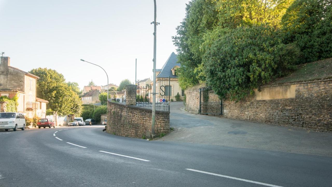 "Le Soleil Levant" Avec Balcon Et Parking Prive, 2 Adultes Et 1 Enfant Sarlat-la-Canéda Exterior foto